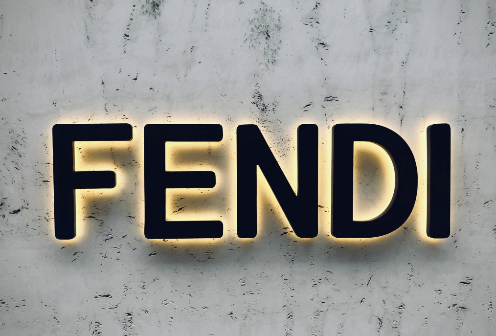 Wallpaper:6mdkbpuzrva= Fendi