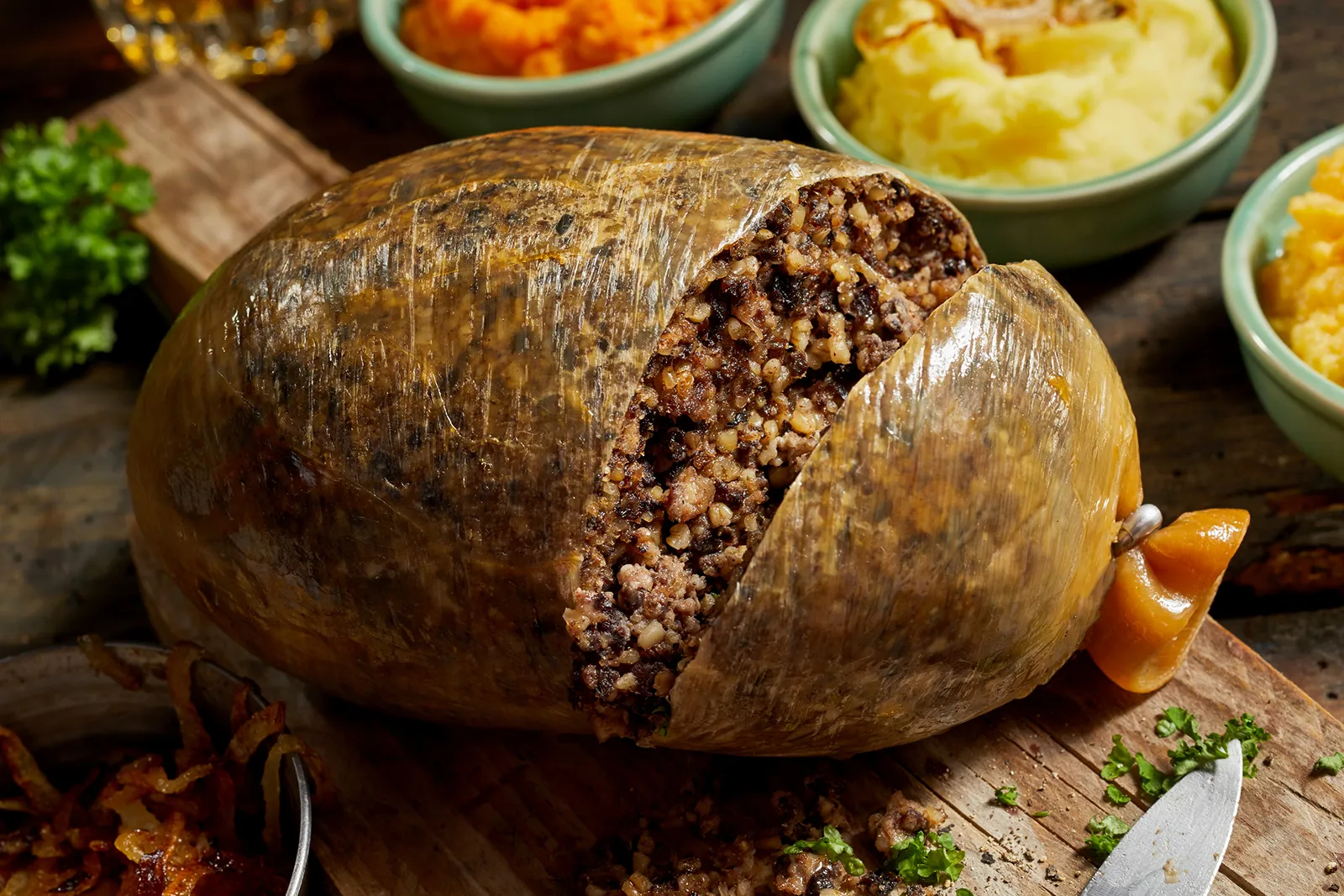 Alive:-Hn-L_Iji5o= Haggis