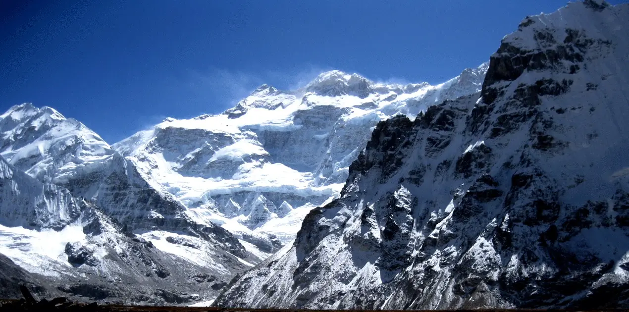 Everest Base Camp Trek & Everest Base Camp Gokyo Lake Trek: A Complete Guide to the Ultimate Himalayan Adventure